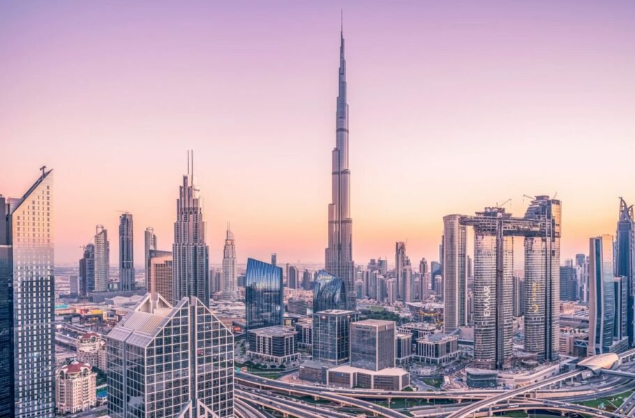 امارات برنامه خود را برای تغییر زیرساخت های مالی ارائه کرد
